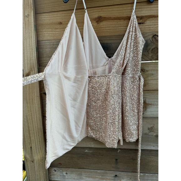 Fashion Nova Front Of The Line Sequin Romper Size Small Rose Gold Color - Picture 5 of 15